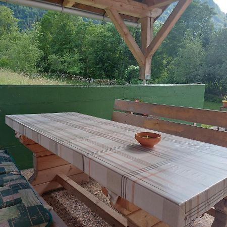Soča Apartmaji Katrc מראה חיצוני תמונה